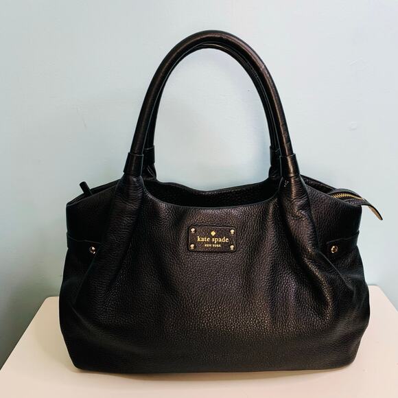 kate spade Handbags - Kate Spade Stevie Berkshire Road Black Leather Satchel